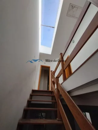 Imagem Sobrado à Venda com 3 dormitórios, 4 vagas, Vila América, Santo André