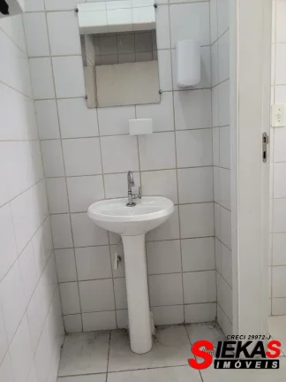 Imagem Sala Comercial para Locação em São Paulo-SP, Jardim Adutora: 1 Sala, 4 Banheiros, 239m² de Área. Venha Conferir!