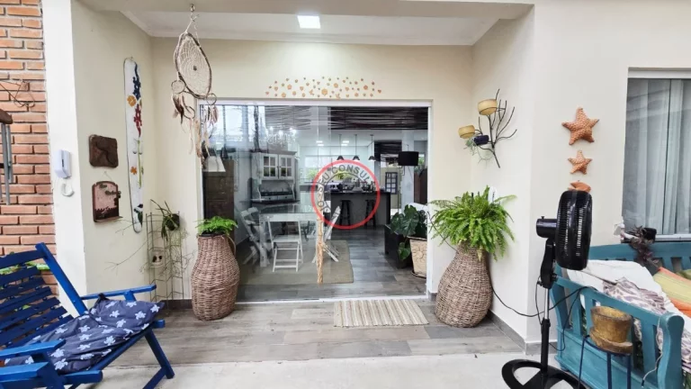 Imagem CASA TÉRREA DENTRO DE RESIDENCIAL , COM QUINTAL EM L, COM PISCINA, AREA GOURMET, COM 130 MT DE AREA CONSTRUÍDA