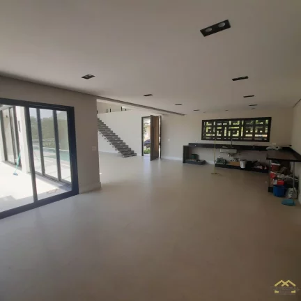 Imagem Casa em Condomínio À Venda em Itatiba/SP com 4 suítes com closet e piscina