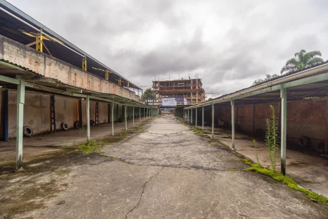 Imagem Terreno Comercial no bairro Campo Comprido