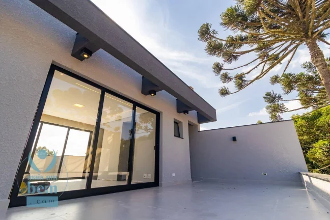 Imagem Sobrado Alto Padrão com 3 Suítes, 4 Vagas, Espaço Gourmet à venda, 290 m² por R$ 1.700.000 - Costeira - São José dos Pinhais/PR