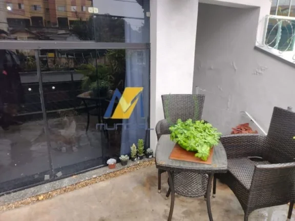 Imagem Linda Casa com 155mts² de área útil, 2 dormitórios amplos