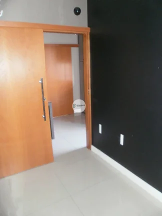 Imagem Conjunto Comercial, 76,11m2, à venda em Curitiba, Centro