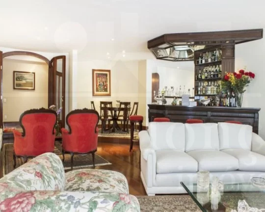 Imagem Apartamento na Rua Mangabeiras com 4 suítes e 4 vagas, 380m²