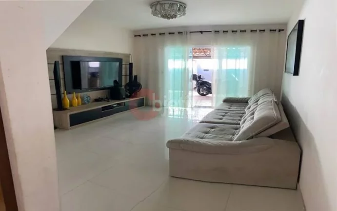 Imagem Casa duplex, 4 quartos, 102 m², Palmeiras - Cabo Frio