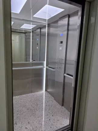 Imagem Apartamento com 2 dormitórios à venda, 50 m² por R$ 375.000 - Vila Metalúrgica - Santo André/SP