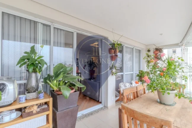 Imagem Apartamento de luxo com 3 suítes e 3 vagas na Vila Mariana, São Paulo-SP: seu novo lar está aqui!