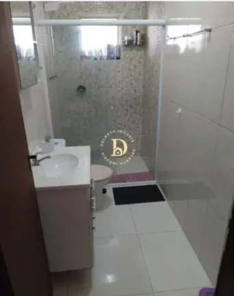 Imagem Casa - Sanatana - 3 Dormitórios (1 suíte) - 300m²