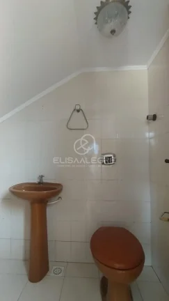 Imagem Sobrado + casa auxiliar em terreno de 1.864m² em Esteio