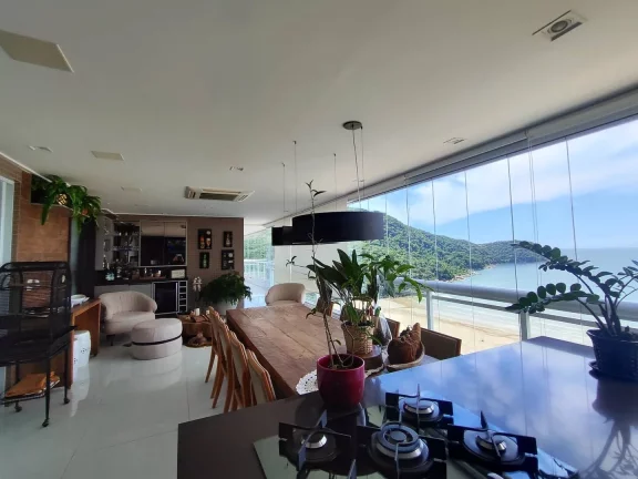 Imagem Espetacular Apartamento com três dormitório no Canto do Forte