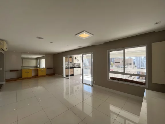 Imagem Apartamento 3 quartos/suítes/3vagas/varanda e lazer à venda no Embaré - Santos/SP