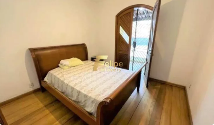 Imagem NÃO PERCA TEMPO E VENHA CONHECER ESTA LINDA E ENORME CASA DE 02 PAVIMENTOS NA ENSEADA DO SUÁ EM VITÓRIA/ES!