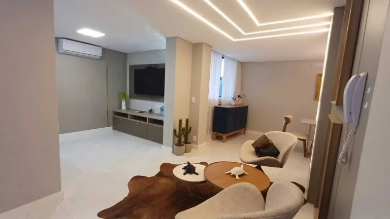 Imagem Apartamento com 3 dormitórios sendo 3 suítes e 2 vagas de garagem em Balneário Camboriú/SC