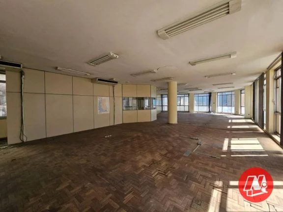 Imagem Aluga-se e Vende-se Andar Corporativo de 607m² no Centro Histórico