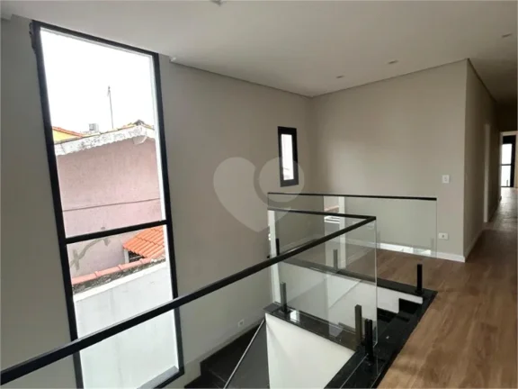 Imagem Sobrado à venda com 3 quartos, sendo 3 suítes, em Vila Yara, Osasco - SP