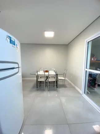 Imagem Triplex à venda, com 3 quartos, 130m²