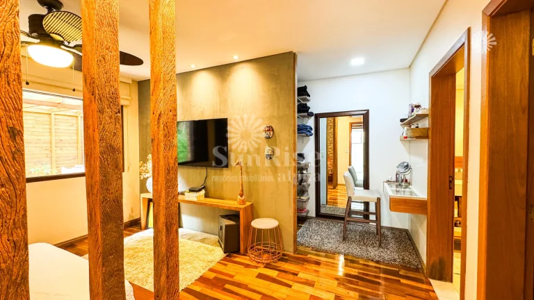 Imagem Casa para venda com 3 quartos e 2 vagas 333 m2 - R$1.250.000 - Vila Verde - Granja Viana - Itapevi/SP