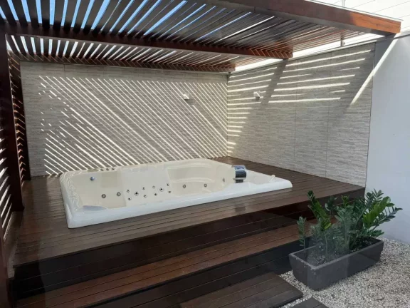 Imagem Casa alto padrão com 4 suítes 2 dormitórios e 4 vagas na garagem no Jardim riva
