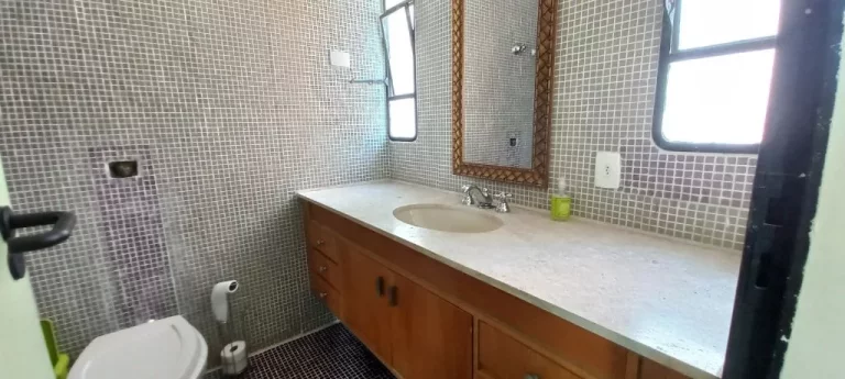 Imagem Cobertura com 3 dormitórios, 275 m² - venda por R$ 950.000 ou aluguel - Pitangueiras - Guarujá/SP
