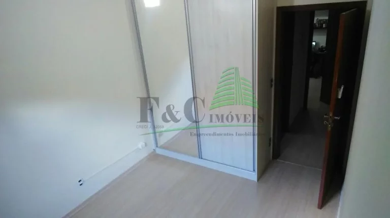 Imagem Casa para Venda em Limeira, Jardim Ipanema, 3 dormitórios, 1 suíte, 3 banheiros, 2 vagas