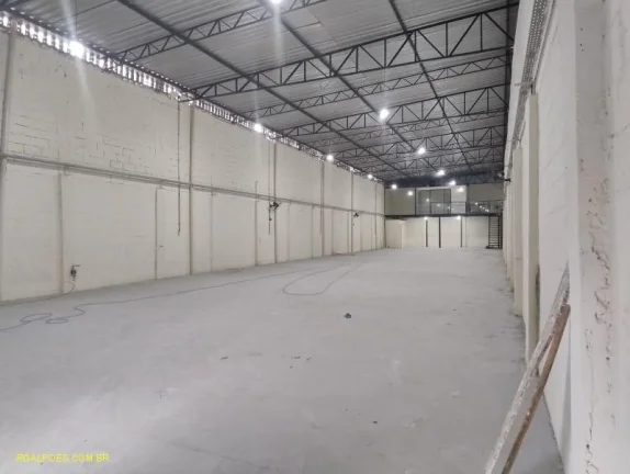 Imagem Galpão para Locação em BELFORD ROXO, Centro, 2 banheiros