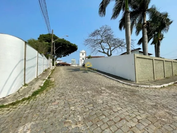 Imagem Oportunidade Única: Casa Ampla no Centro de Guarapari, Próxima às Melhores Praias
Apresentamos um...