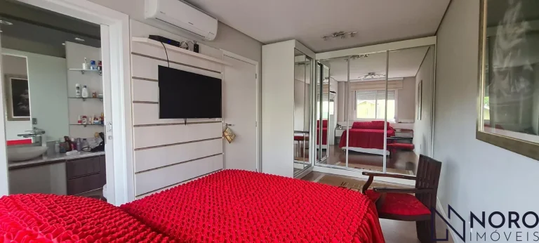 Imagem Apartamento Semi Mobiliado de 3 Dormitórios com Suíte e 2 Garagens no Bairro Men
