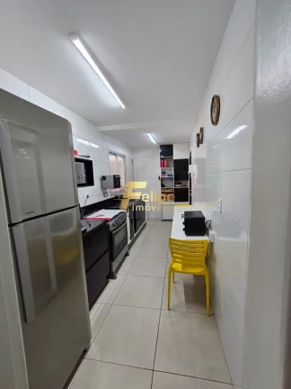 Imagem ÓTIMO APARTAMENTO DE 3 QUARTOS, PRÉDIO COM ELEVADOR EM JARDIM CAMBURI!
