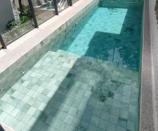 Imagem Apartamento com 3 dormitórios sendo 1 suíte e 2 vagas de garagem na Praia Brava em Itajaí