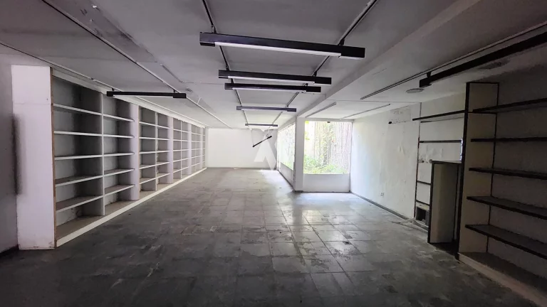 Imagem Oportunidade única no coração de Santos – Loja Comercial de Alto Padrão em Frente à Prefeitura!