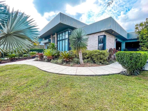 Imagem Casa com 4 Quartos para Alugar, 1.500 m² em Barra Da Tijuca - Rio De Janeiro