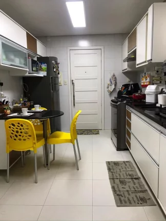 Imagem Apartamento à Venda no Condomínio Edifício Rembrandt - 143m², 3 Quartos, Mobiliado!