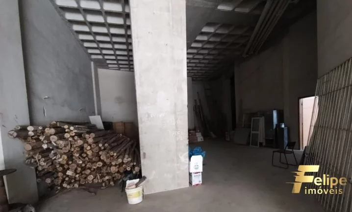 Imagem LOJÃO COM 300M² NO CENTRO DE GUARAPARI