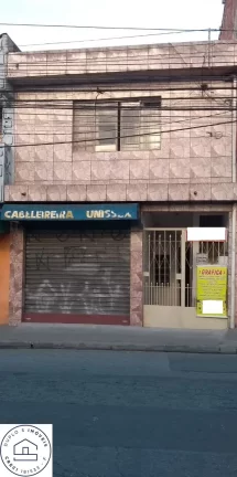 Imóvel em Sao Paulo, zona sul, localizada no Jardim Eliana (Grajau) Contendo vaga para 1 carro ou ponto comercial.