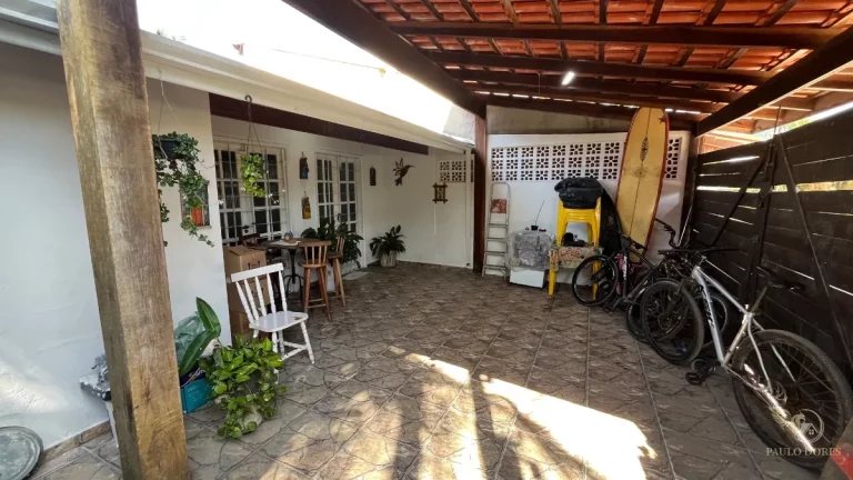 Imagem Casa Geminada a 100m da Orla do Itaguá Ubatuba/SP - Localização Privilegiada