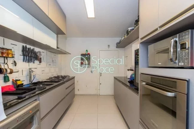 Imagem Ótimo apartamento em Moema Pássaros - 111m² - Andar alto - Living com varanda - Sala de jantar - ...