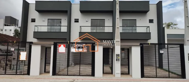 CASA RESIDENCIAL em JOINVILLE - SC, VILA NOVA