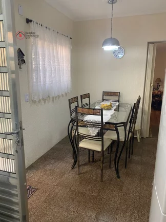 Imagem CASA TÉRREA NA FRENTE E SOBRADO NOS FUNDOS, PARA ALUGUEL NA VILA PRUDENTE. SÃO 2 CASAS NO QUINTAL, 2 VAGAS COBERTAS. VALOR E LOCALIZAÇÃO EXCELENTES.
