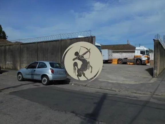Imagem DEPÓSITO, CABEM 7 CARRETAS, TODA MURADA PRÓXIMA A NOSSA SRA. DE FÁTIMA