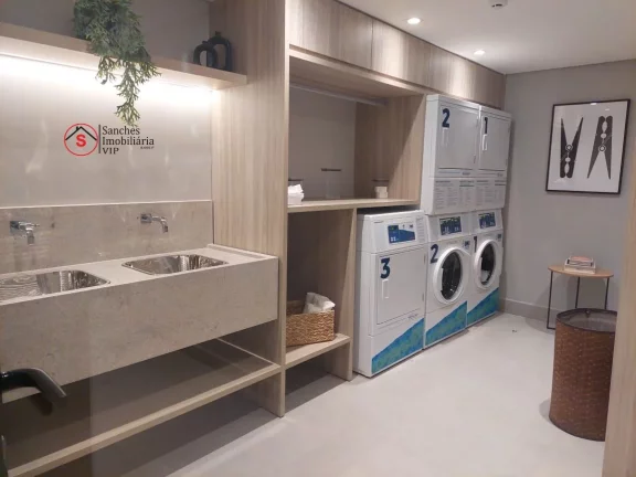 Imagem OPORTUNIDADE. Studio a venda a 400 metros no Monotrilho. Novo, rec?(C)m construído, com varanda e lazer completo. Excelente opção de investimento.