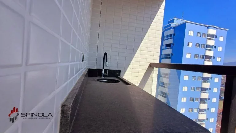 Imagem Apartamento com 2 dormitórios à venda, 67 m² por R$ 518.000,00 - Maracanã - Praia Grande/SP