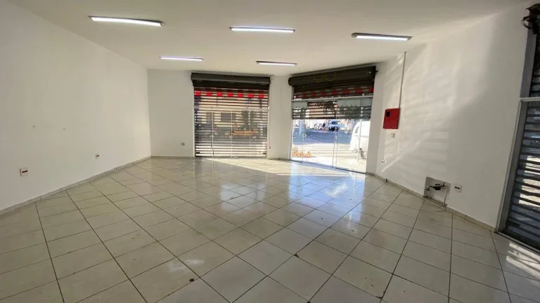 Imagem Salão Comercial de Esquina para Locação – Miolo do Ipiranga