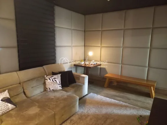 Imagem Linda e espaçosa casa com 472 m² de área construída em um terreno de 560 m². O imóvel possui s...