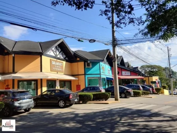 Imagem Centro comercial ao Lado da Rodovia Raposo Tavares em Cotia SP