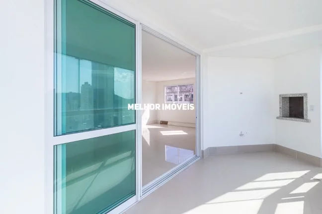 Imagem Apartamento com 121,23m² à Venda no Edifício San Gennaro - Centro de Balneário Camboriú - SC
