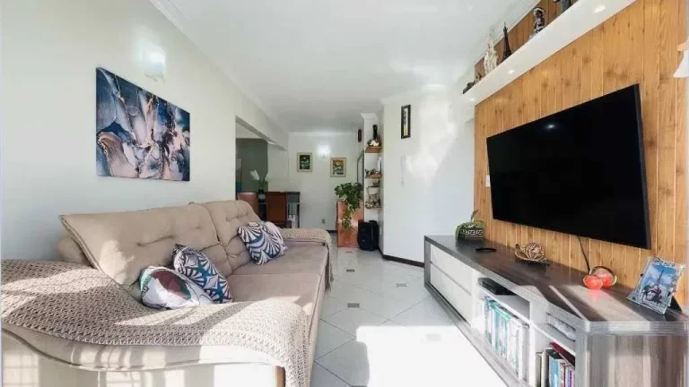 Imagem Apartamento frente mar com 3 dormitórios sendo 1 suíte na Barra Norte de Balneário Camboriú/SC