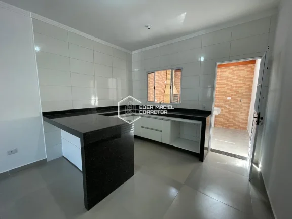 Imagem Apresentamos este lindo sobrado, perfeito para quem busca viver com qualidade de vida ou investir em...