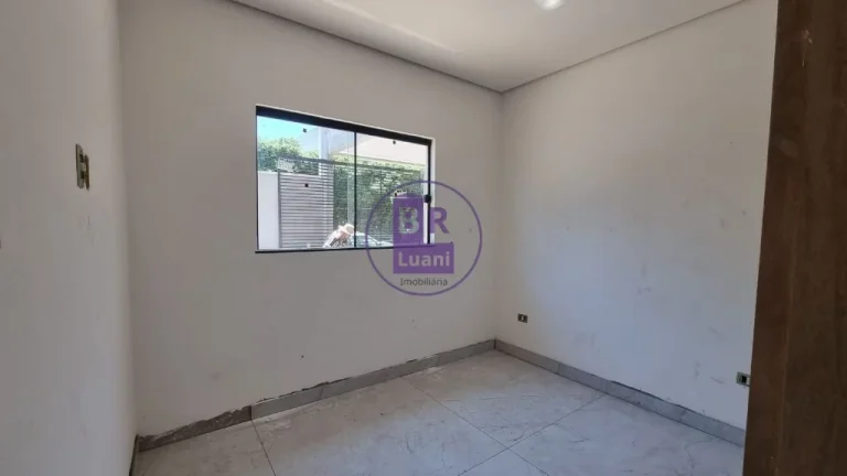 Imagem Casa Nova à Venda na zona leste em Londrina