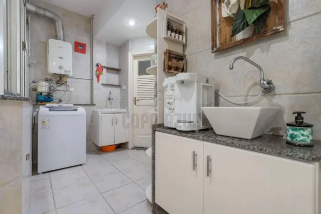 Imagem Copacabana - Residencial › Apartamento com 3 quarto(s) a Venda